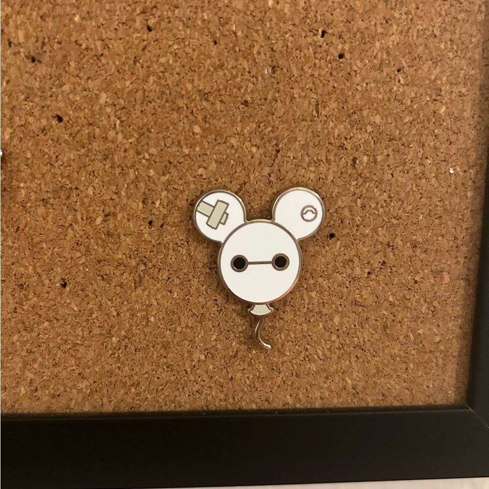 Balloon - Baymax Pin